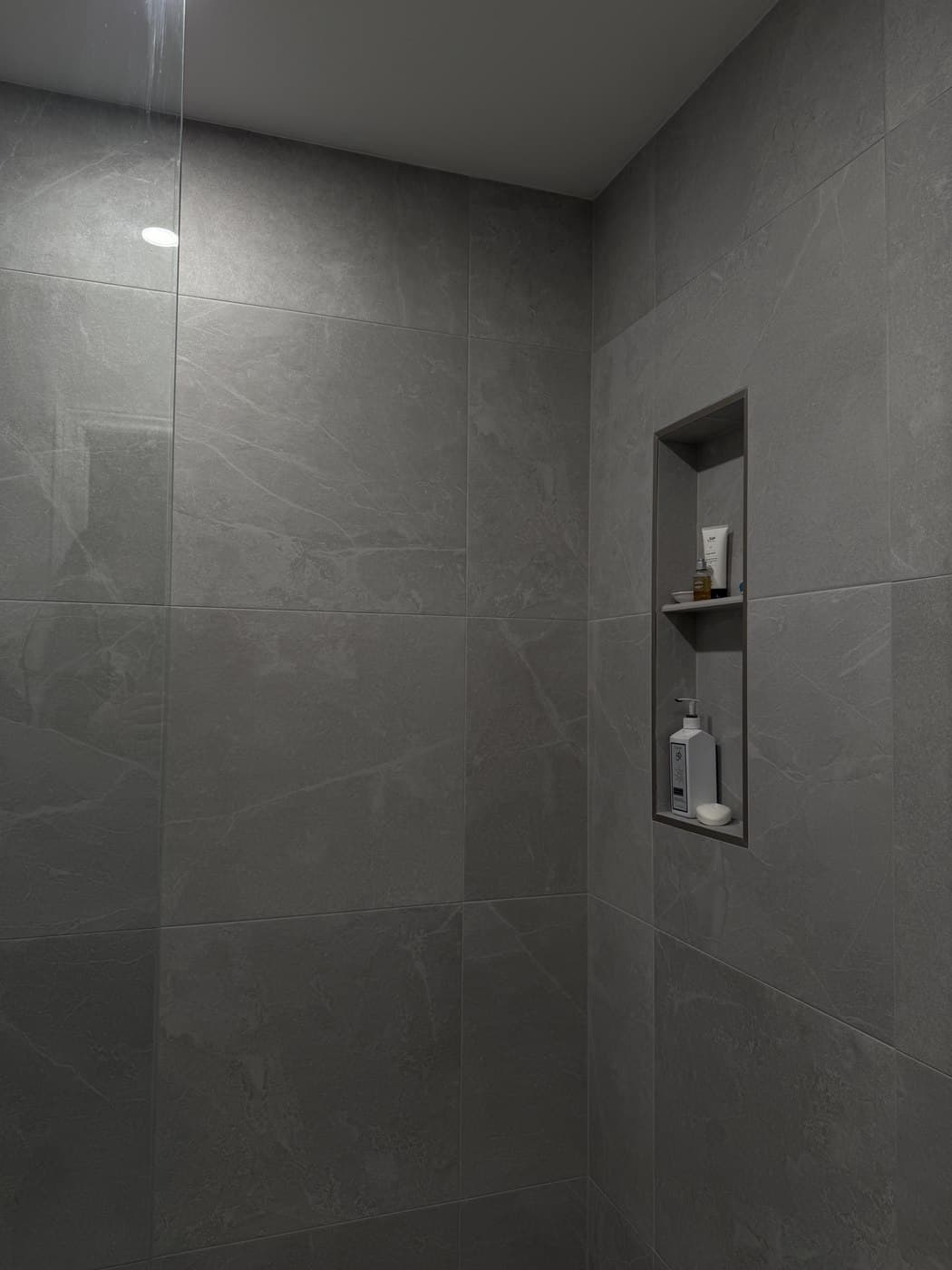 Recessed niche & glass
